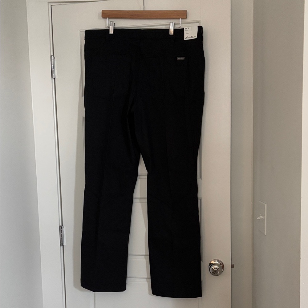 Eddie Bauer Men's Black Cargo Pants
